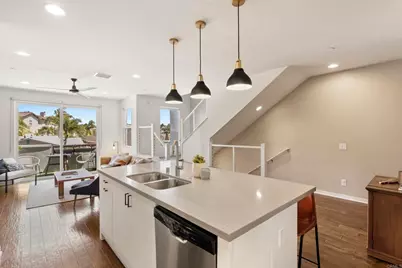 2537 State Street, Carlsbad, CA 92008 - Photo 11