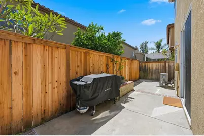17 Calle De Vida, Rancho Santa Margarita, CA 92688 - Photo 27