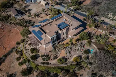 2362 Edgehill Road, Vista, CA 92084 - Photo 5