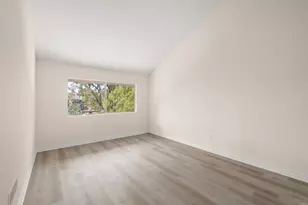 4020 Layang Layang Cir, Carlsbad, CA 92008 - Photo 15