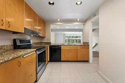 2510 Navarra Drive #513, Carlsbad, CA 92009 - Photo 5