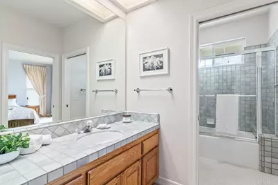 4327 Hollyhill Road, Vista, CA 92084 - Photo 21
