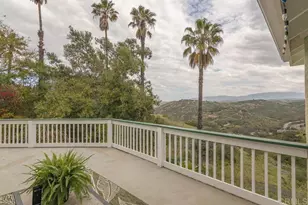 4327 Hollyhill Rd, Vista, CA 92084 - Photo 15