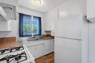 143 Sequoia Ave, Carlsbad, CA 92008 - Photo 17