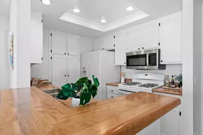 1087 Shadowridge Drive #104, Vista, CA 92081 - Photo 9