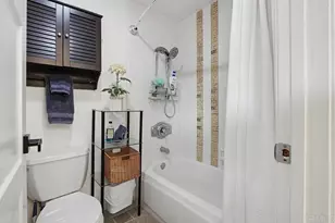 4608 Driftwood Cir, Carlsbad, CA 92008 - Photo 25