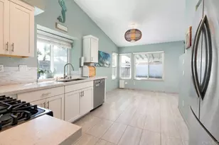 883 Glenwood Dr, Oceanside, CA 92057 - Photo 11