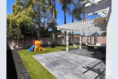 1967 Spanish Oak Way, Vista, CA 92081 - Photo 9