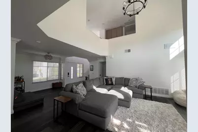 1967 Spanish Oak Way, Vista, CA 92081 - Photo 5