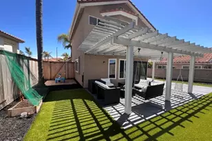 1967 Spanish Oak Way, Vista, CA 92081 - Photo 33