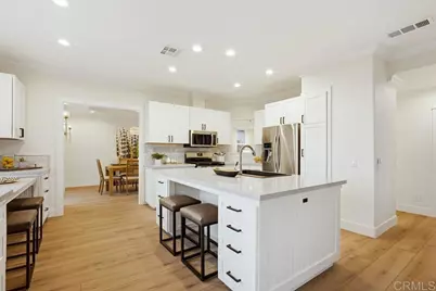 39912 Hillsboro Circle, Murrieta, CA 92562 - Photo 5