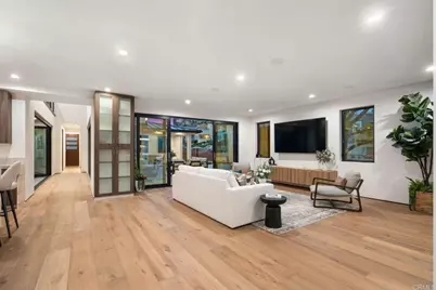 5610 Bellevue Avenue, La Jolla, CA 92037 - Photo 11