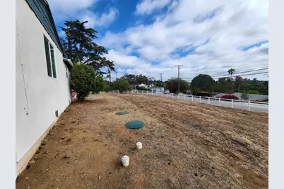 1060 Crest View Rd, Vista, CA 92081 - Photo 31