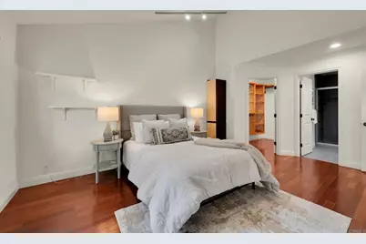 8151 Caminito Sonoma, La Jolla, CA 92037 - Photo 19
