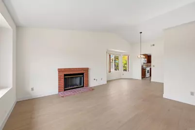 5243 Silver Bluff Drive, Oceanside, CA 92057 - Photo 9