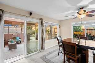 267 Hannalei Dr, Vista, CA 92083 - Photo 9