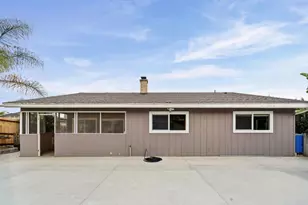 267 Hannalei Dr, Vista, CA 92083 - Photo 27