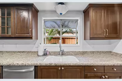 267 Hannalei Dr, Vista, CA 92083 - Photo 13