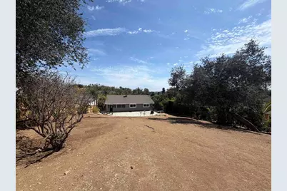 267 Hannalei Dr, Vista, CA 92083 - Photo 49