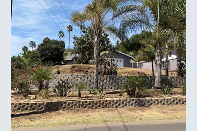 267 Hannalei Dr, Vista, CA 92083 - Photo 63