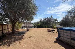 267 Hannalei Dr, Vista, CA 92083 - Photo 55