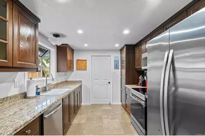 267 Hannalei Dr, Vista, CA 92083 - Photo 11