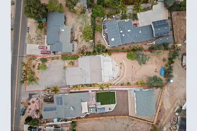 267 Hannalei Dr, Vista, CA 92083 - Photo 45