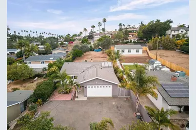 267 Hannalei Dr, Vista, CA 92083 - Photo 37