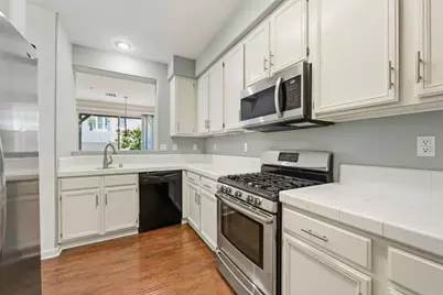 30343 Island Bay #D, Murrieta, CA 92563 - Photo 9