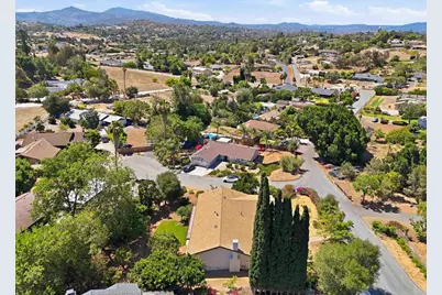 1336 Top Rail Lane, Escondido, CA 92027 - Photo 9