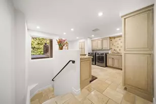 11947 Iredell St, Studio City, CA 91604 - Photo 37