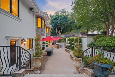 11947 Iredell Street, Studio City, CA 91604 - Photo 67