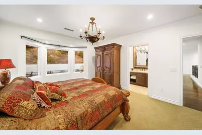 11947 Iredell Street, Studio City, CA 91604 - Photo 51