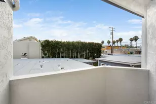 972 Sapphire St, San Diego, CA 92109 - Photo 45