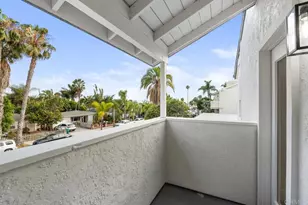972 Sapphire St, San Diego, CA 92109 - Photo 57