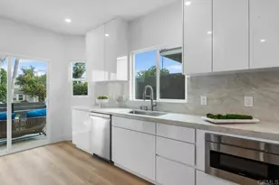 972 Sapphire St, San Diego, CA 92109 - Photo 25