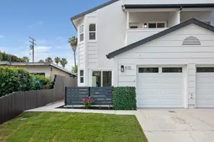 972 Sapphire St, San Diego, CA 92109 - Photo 3
