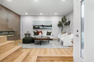 976 Sapphire St, San Diego, CA 92109 - Photo 9