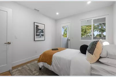 976 Sapphire Street, San Diego, CA 92109 - Photo 51