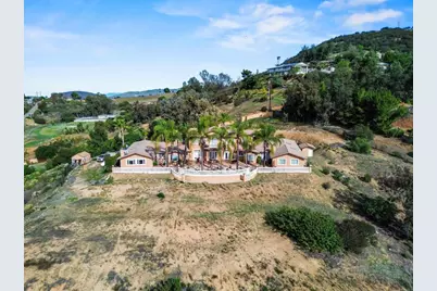 11535 Alps Way, Escondido, CA 92026 - Photo 27