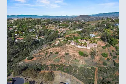 11535 Alps Way, Escondido, CA 92026 - Photo 33