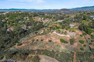 11535 Alps Way, Escondido, CA 92026 - Photo 33