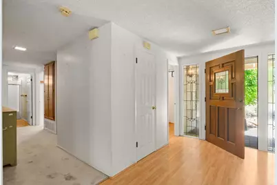 1060 Evergreen Lane, Vista, CA 92084 - Photo 3