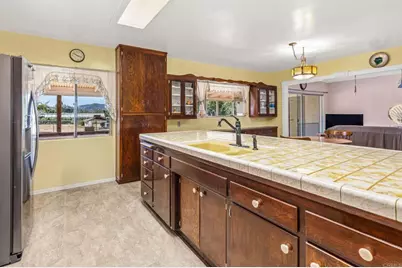 2721 Surrey Lane, Escondido, CA 92029 - Photo 13