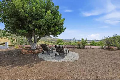 1765 Robinhood Road, Vista, CA 92084 - Photo 27