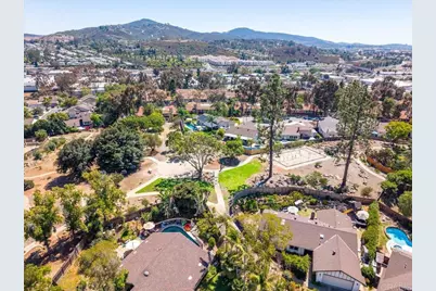 329 Calle Adela, San Marcos, CA 92069 - Photo 37
