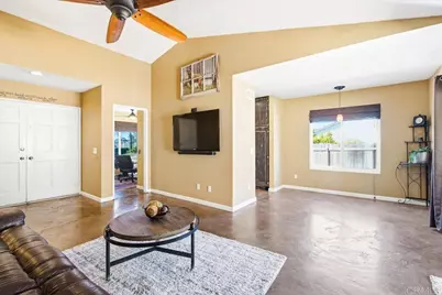 329 Calle Adela, San Marcos, CA 92069 - Photo 7
