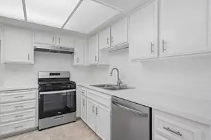 2839 Cazadero Dr, Carlsbad, CA 92009 - Photo 15
