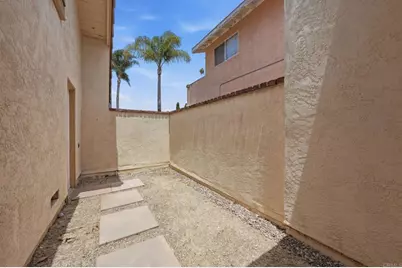 2839 Cazadero Drive, Carlsbad, CA 92009 - Photo 33