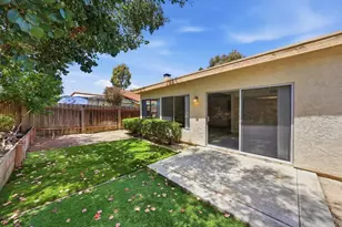 2839 Cazadero Dr, Carlsbad, CA 92009 - Photo 37